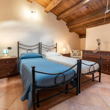 Casa Vacanza Da Cris Vakantiehuis Barisciano